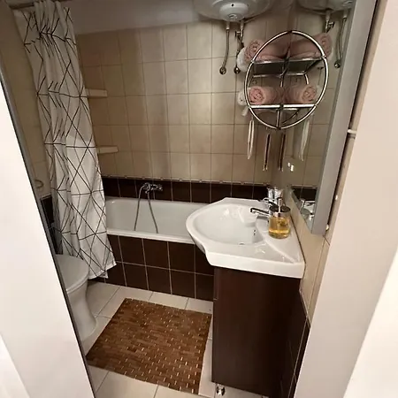 Apartment Elegant In The Centre With Ac