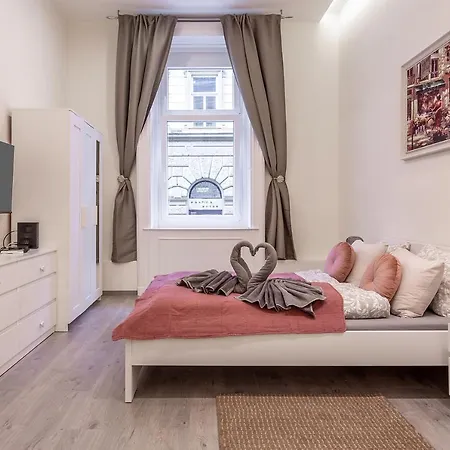 Goldcentral Comfort Апартаменты