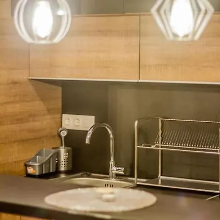 Charming By Newave Apartment *