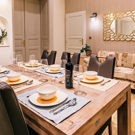 Apartment Prestige Opera - Supercentral Budapest