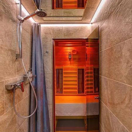 Prestige Opera - Supercentral Apartment