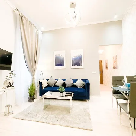 Downtown Deak-ferris Wheel Luxury Apartment *