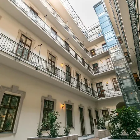 Prestige Opera - Supercentral Apartment *