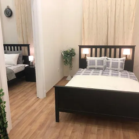 Dohany Apartment *