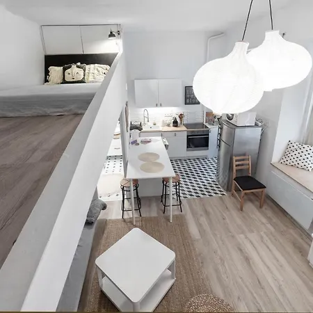 Orangehomes H27 Calm Studio In The City Center *