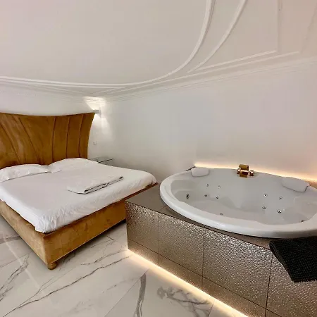 Jacuzzi Sinagoga View * Budapest