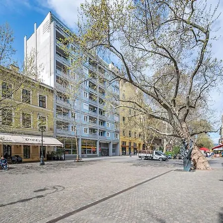 Liszt Ferenc Square Panorama Apartment *