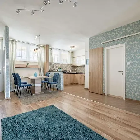 Apartment Liszt Ferenc Square Panorama *