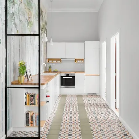 Urban Jungle For Real Treasure Seekers Appartement