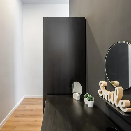 Apartment E32 - Oktogon Panorama Suite - Best Location - By Bqa *