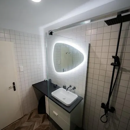 Apartment Designer Flat Heart Of The City