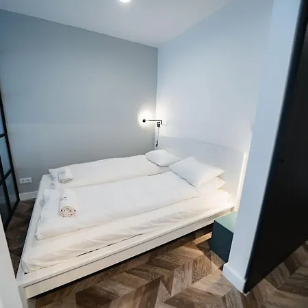 Designer Flat Heart Of The City