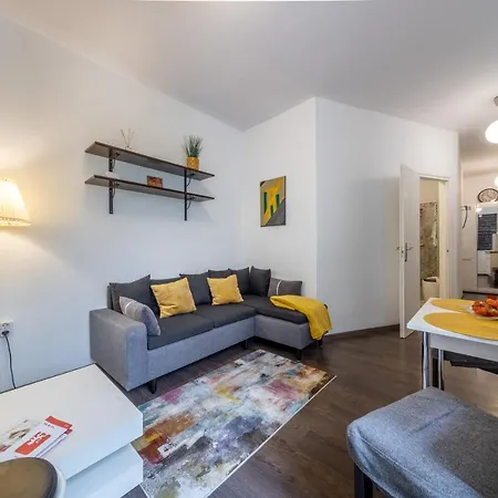 Margit Апартаменты *