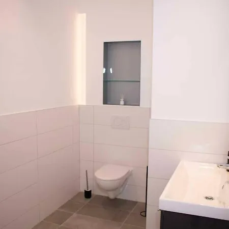 Luxury Cozy 2 Bdr Downtown Apt.7 Budapeste