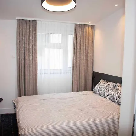 Apartamento Luxury Cozy 2 Bdr Downtown Apt.7 *