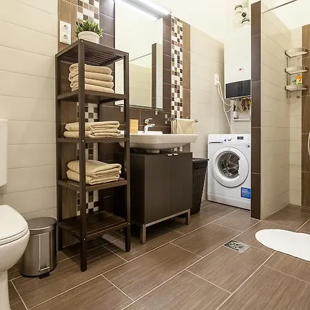 Mentha Apartment