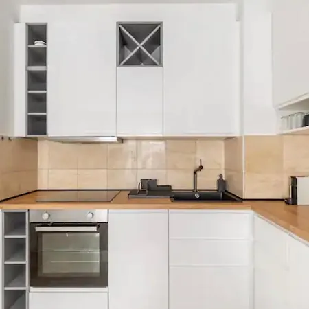 Kazinczy #freeparking Apartment Budapest