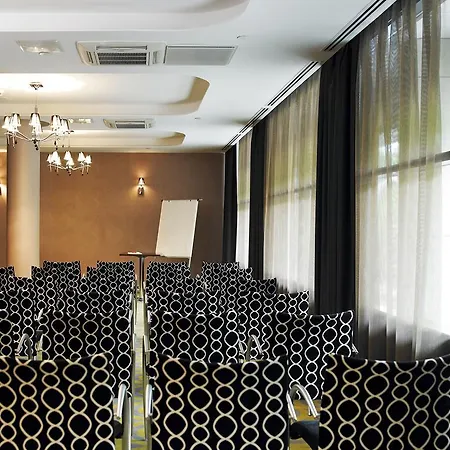 Belvedere Hotel 4*