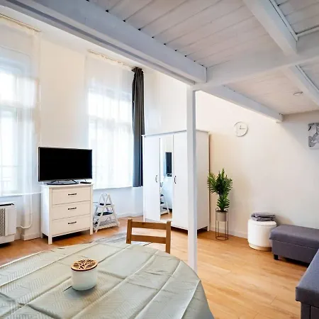 Nora - At The Danube Apartment Budapest