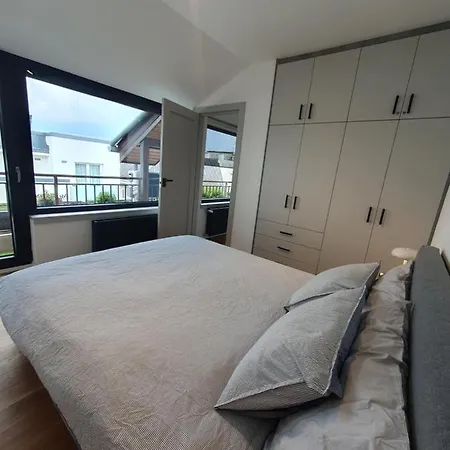 Modern Floor Loft With Balcony Apartment Budapest