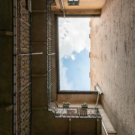 Appartement Spacious & Stylish In Downtown Budapest