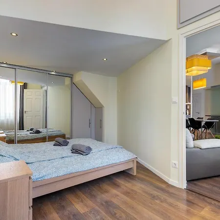Spacious & Stylish In Downtown * Budapest