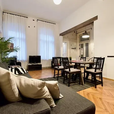 Apartment Budget By Hi5 - Mozsar *