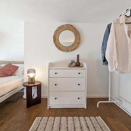 Apartment Stylish 2-bedroom In