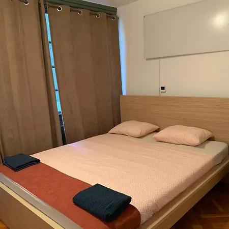 Merry Aparthotel Budapest