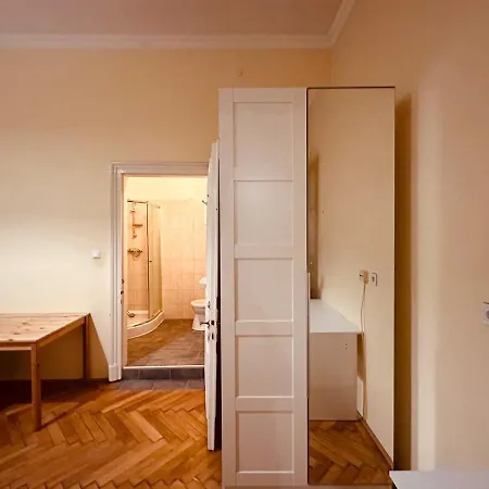 Aparthotel Kalvin Ter *