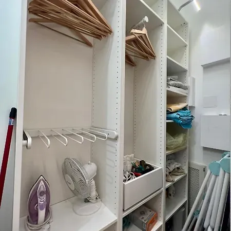 Apartment Exclusive Colourful Flat In The