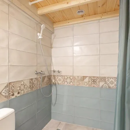 Mezzanine - Air Conditioned Apartamento *
