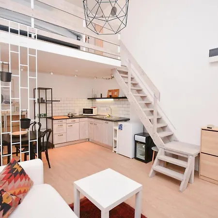 Stylish In Downtown For 2-4 People * Budapest