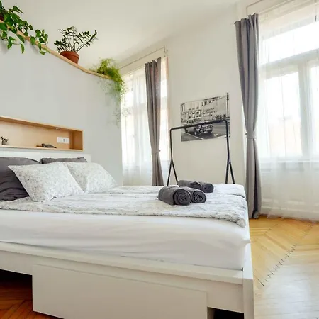 Appartement Dohany Design Boedapest