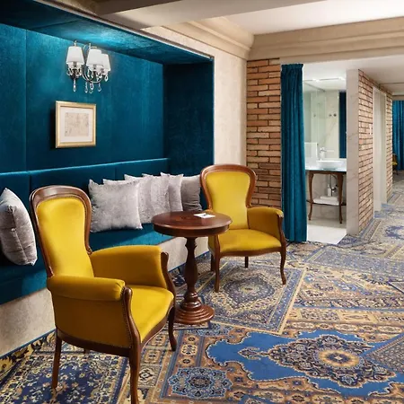 Mystery Hotel