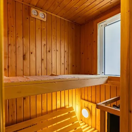 Center Penthouse - Huge Terrace And Free Parking - Tram/metro - Ac *