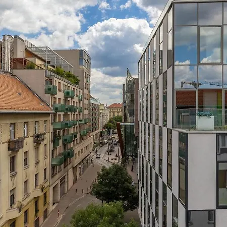 Apartment Center Penthouse - Huge Terrace And Free Parking - Tram/metro - Ac *