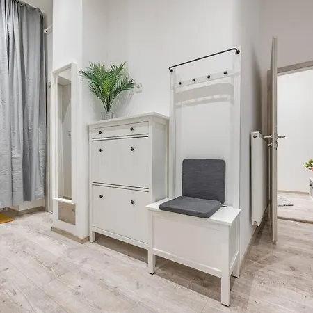 Dual 2br Comfort Escape With 2 Bathroom By Nw Budapeszt