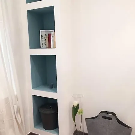 Cityscape Budget Breadfield Apartment