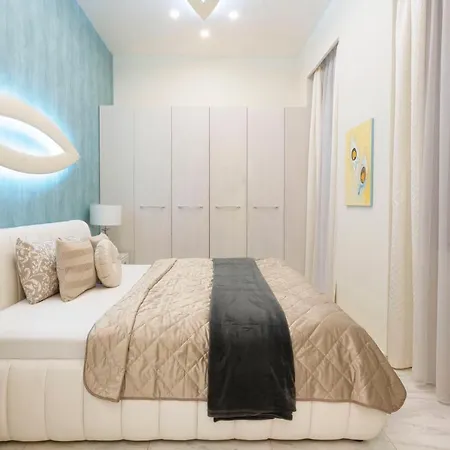 Luxurious Next To The Danube River Budapest