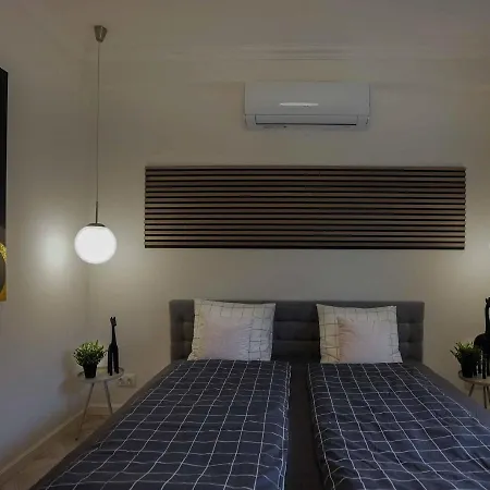 Corvin Avenue Premium Central Apartment