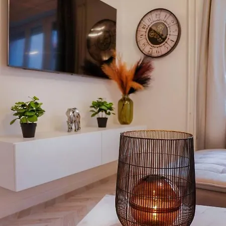 Apartment Corvin Avenue Premium Central