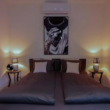 Corvin Avenue Premium Central Apartment