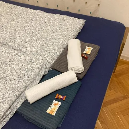 Jewelry Box In Apartamento Budapest