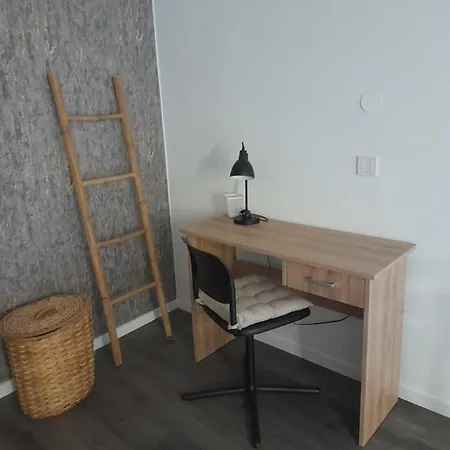 Shadowlily Apartament