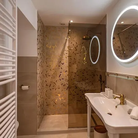 Διαμέρισμα Orangehomes Luxury Next To Gellert Hill *
