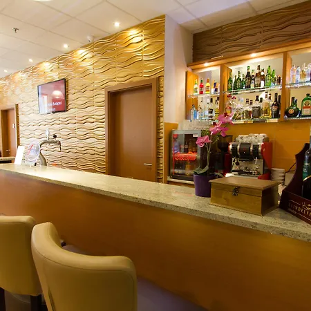 Hotell Six
