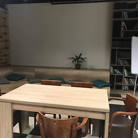 酒店 迪威尔第公寓酒店 4*