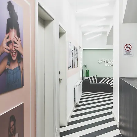 The Magazine & 3* Budapest