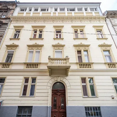 Appartement R42-boutique Apartments, Location By Bqa Budapest